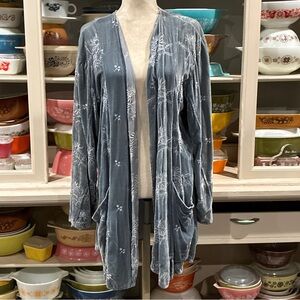 Uru Silk Blend Blue Floral Jacket - Size Large